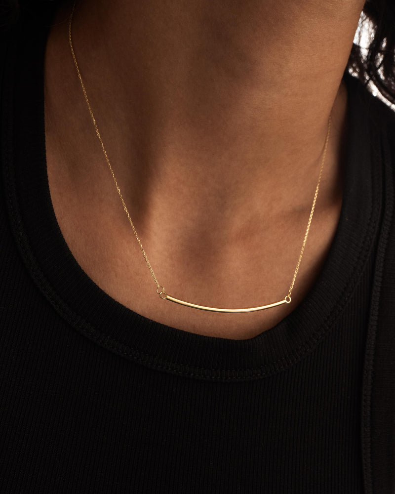 Smile Bar Necklace
