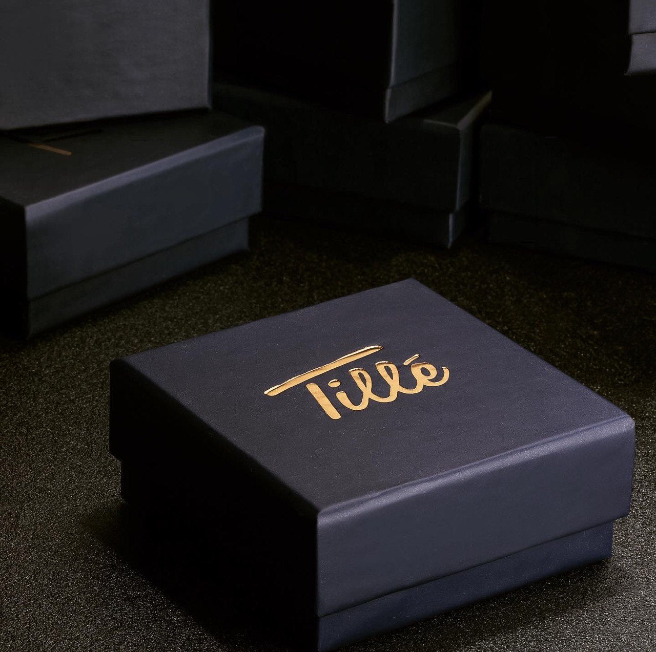 Curved Ring