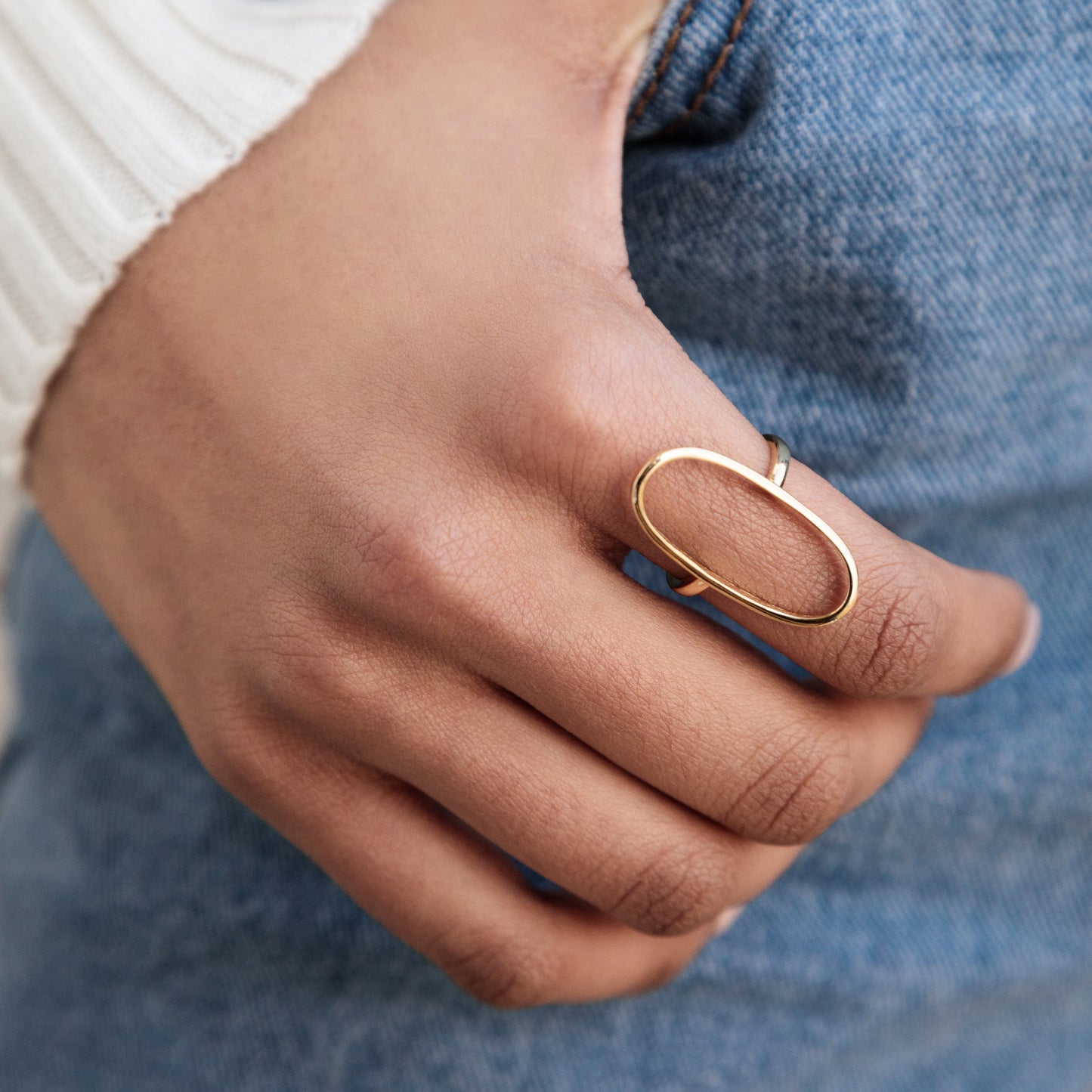 Oval Ring
