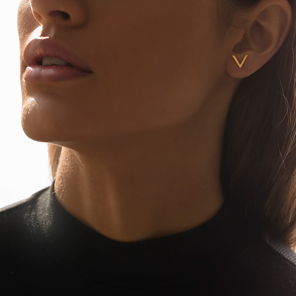 V Shaped Studs